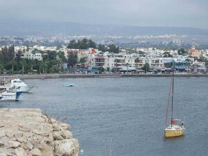 İsrail’den yola çıkan yelkenli, Baf açıklarında kayboldu