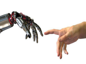 Türkiye’nin ilk nüfusa kayıtlı robotu CANİKMAN göreve başladı