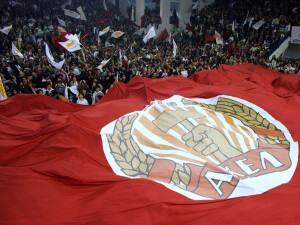 AKEL AP Milletvekili, AP Başkanı Metsola'ya ortak bir anıt düzenlemesi için mektup gönderdi