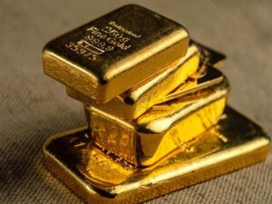 Altın, tarihinde ilk kez 4 bin 500 dolar eşiğini aştı