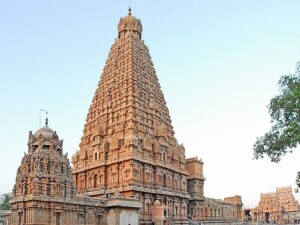 Hindistan'da kan donduran olay: Anne ve bebeği "cadılık" suçlamasıyla yakıldı