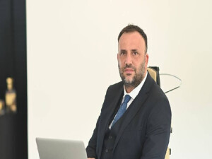 Zeki Çeler, hükümeti istifaya çağırdı: Bu kadar kokuşmuşluk ve rezillik yeter; derhal istifa edin!