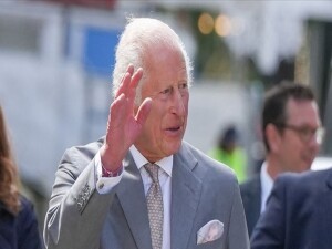 İngiltere Kralı Charles, kardeşi Andrew'un Epstein bağlantıları nedeniyle protesto edildi