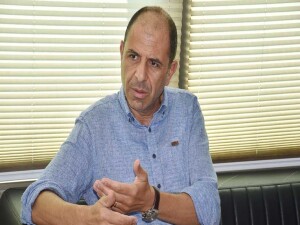 Kudret Özersay: Maliye Bakanlığı kaçak cep telefonu iddiası için açıklama yapmalı