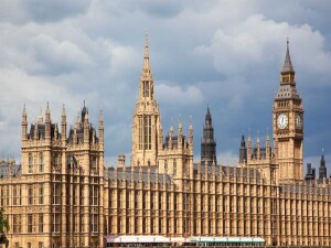 İngiltere'de 60'tan fazla milletvekili, İsrail'e yaptırım çağrısı yapan önergeye destek verdi