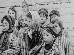 Almanya, Holokost mağdurlarına evde bakım için rekor 923,9 milyon Euro ayırdı