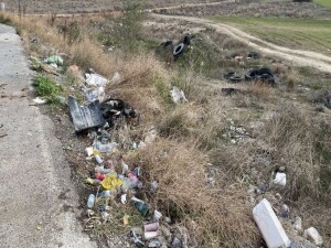 Gazeteci Gürsel, çevre kirliliğini bir kez daha gözler önüne serdi: Çevremiz ne kadar temizse o kadar Kıbrıslıyız