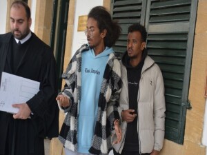 Dolabında 231 gram uyuşturucu bulunan 2 zanlı 1 ay cezaevinde