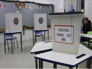 Kosova'da 2 milyona yakın seçmen sandık başına gidiyor