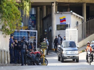 Venezuela’da siyasi tutuklular da dahil 406 kişi serbest bırakıldı, süreç devam ediyor