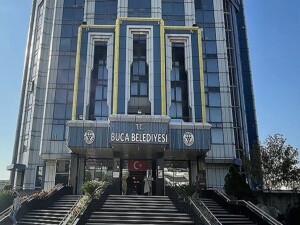 Türkiye'de Buca Belediyesine rüşvet operasyonu: 25 kişi gözaltında