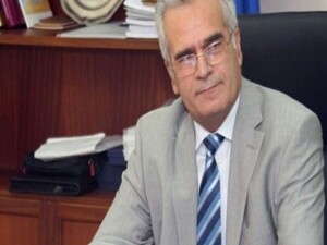 Eski Rum Yönetimi İstihbarat Teşkilatı yetkilisi Pendaras, telefon dinleme iddialarını yalanladı