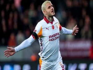 Galatasaray deplasmanda kazandı: Derbi öncesi puan farkı 4
