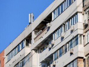 Romanya’da Rus İHA apartmana düştü: 2 kişi yaralı