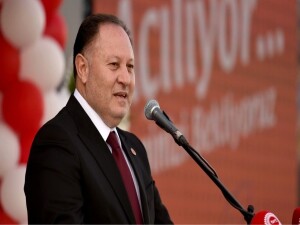 Ziya Öztürkler, ülkenin ilk Başbakanı Mustafa Çağatay’ı vefatının 36’ncı yılında andı