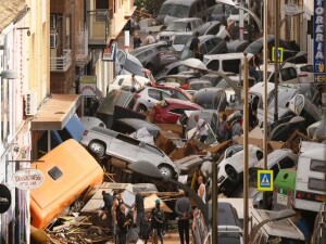 Valensiya özerk hükümet başkanı Mazon sel felaketi baskıları sonrası istifa etti
