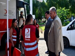 DAÜ’de “Birbirimize Candan Bağlıyız” kampanyasıyla kan bağışı etkinliği