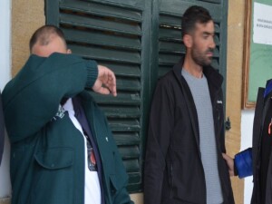 Ercan'da sentetik uyuşturucu ile yakalanmakla itham edilen zanlılar bir gün süreyle tutuklandı