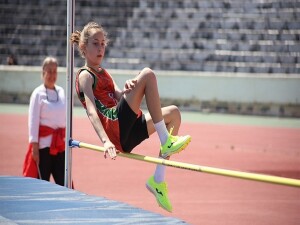 İlkokullu Küçükler Atletizm Eleme Yarışları devam ediyor: Küçükler finaller için yarışıyor
