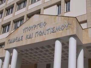 Güney Kıbrıs’ta 6 yılda bin 445 öğrenci okulu terk etti