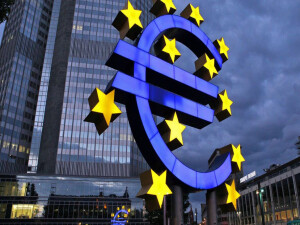 Euro Bölgesi'nde bileşik PMI 2,5 yılın zirvesinde