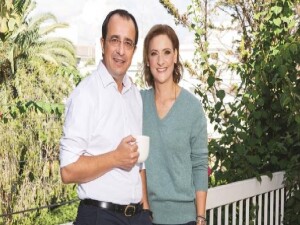 Hristodulidis’in eşinin başkanlığını yaptığı fona yapılan yatırımlara dair Sayıştay raporu manşetlerde