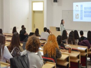 DAÜ Diş Hekimliği Fakültesi’nde endodonti semineri