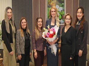 Nilden Bektaş Erhürman, Güzellik Uzmanları Tırnak Teknisyenleri Birliği heyetiyle görüştü