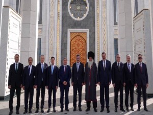 Cevdet Yılmaz Türkmenistan’da temaslarda bulunuyor