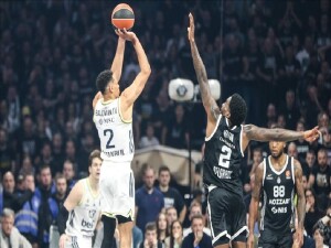 Partizan maçındaki skandal pankarta "40 bin Euro" ceza