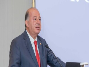 Hakan Dinçyürek’ten eski milletvekili Dr. Hakan Ataker için taziye mesajı