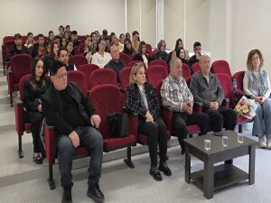 DAÜ’de “Kıbrıslı Türk Şair ve Yazarların Türkçeye Bakışı” konferansı düzenlendi
