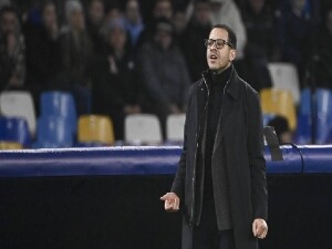 Premier Lig'de gelen gideni aratıyor, kulübeye teknik adam dayanmıyor