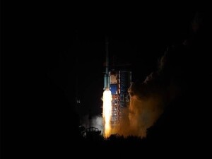 Çin, "Guovang" ağının parçasını oluşturacak internet uydularının 17. grubunu fırlattı