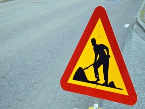 Taşkınköy trafik ışıkları ve 3’üncü giriş asfaltlama çalışmaları nedeniyle giriş ve çıkışa kapatılacak