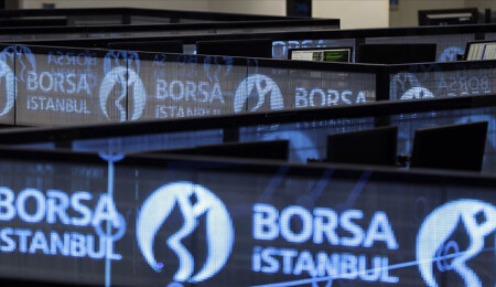 Deprem bölgesinde bulunan 8 şirketin borsadaki payları geçici olarak işleme kapatıldı