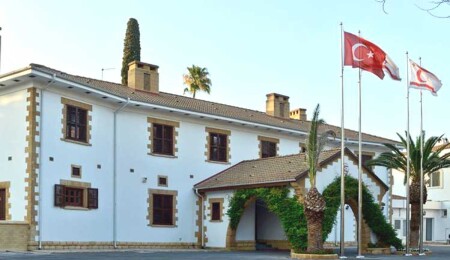 Presidency Accuses Turkish Journalists of “Unethical Behavior” in Tense Meeting with Ersin Tatar