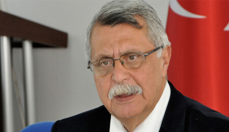 Soyer’den Tatar’a “gözyaşı” tepkisi: Siyasetçinin görevi ağlayarak oy toplamak değildir
