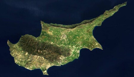 YKP: Yabancı ülkelerin faaliyetleri nedeniyle Kıbrıs çatışmaların bir parçasıdır