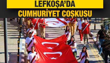 KKTC’nin 39. kuruluş yıl dönümü nedeniyle Lefkoşa’da “Cumhuriyet Korteji” düzenlendi