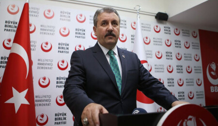 BBP Genel Başkanı Destici, Tufan Erhürman’ı tebrik etti