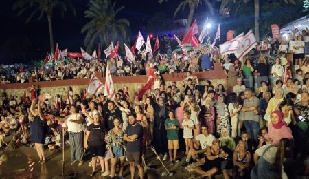 Yavuz Çıkarma Plajı’nda Şafak Nöbeti tutuldu