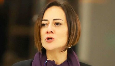 Derya Explains Water Throwing Incident in Parliament