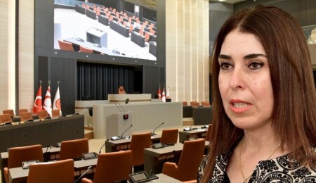 UBP Milletvekili İzlem Gürçağ Altuğra, Meclis'te olmasına rağmen nisaba katılmadı