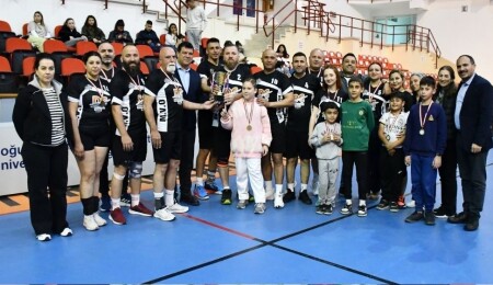 DAÜ’de Şampiyon Melekler anısına düzenlenen voleybol turnuvası tamamlandı
