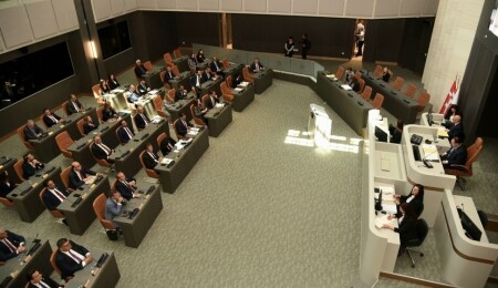 Meclis Genel Kurulu toplandı: Yeni binada ilk toplantı yapılıyor