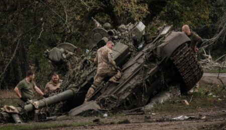 Güney Kore, Polonya'ya tank satışına yönelik dev anlaşmayı doğruladı
