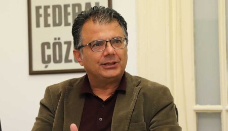 Asım Akansoy'dan Ersin Tatar'a: Ortaylı’yı Kıbrıs Türk halkını aşağılaması için mi davet ettiniz?