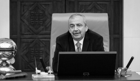 Sırrı Süreyya Önder son yolculuğuna uğurlanıyor