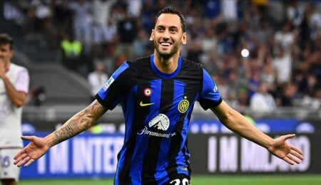 Hakan Çalhanoğlu, Inter'de kalmak istiyor